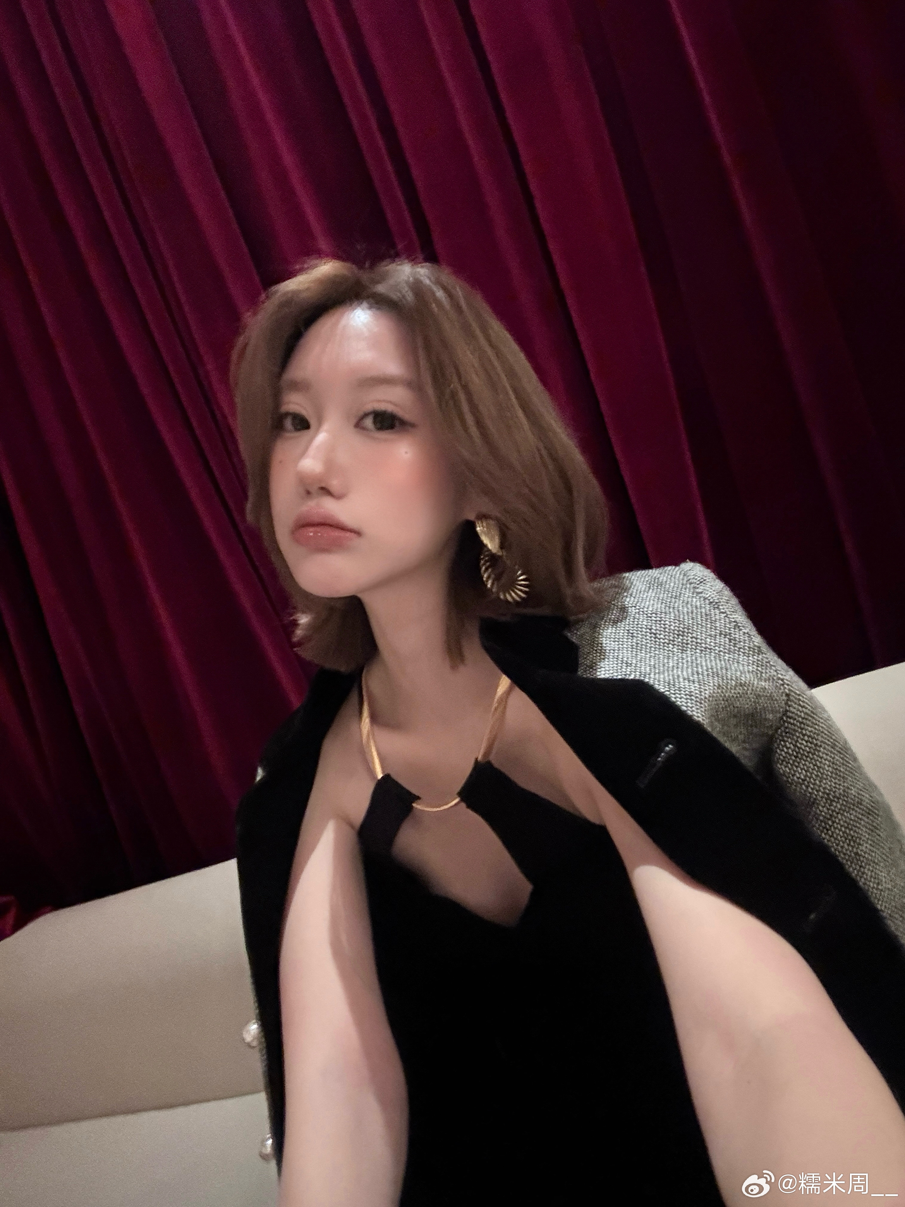 🧛🏻♀️上海·RONG荣