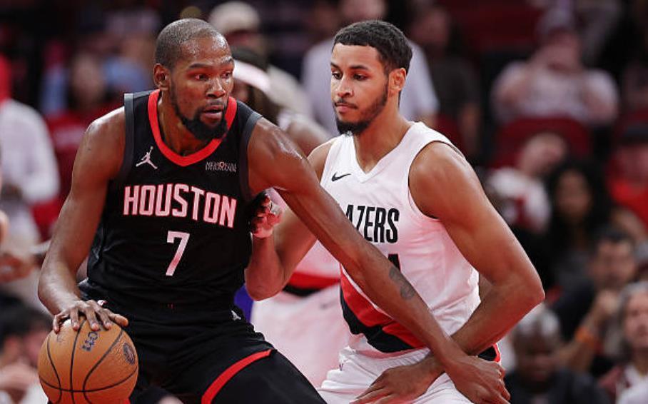 本赛季结束之后，杜兰特的NBA总得分来到了32597分，排名历史第五，已经超越了