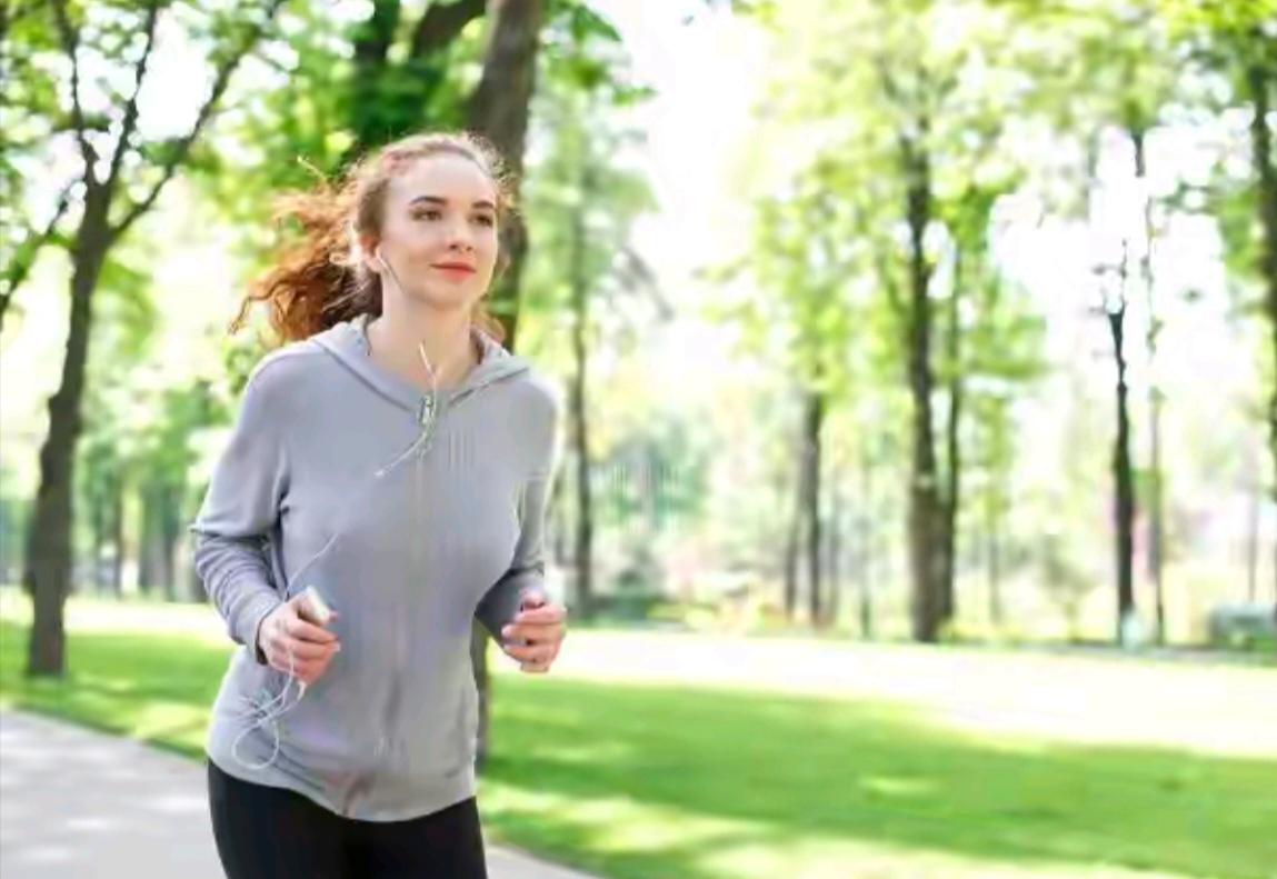 老公昨天下班回来告诉我他同事刘哥住院了我一听赶紧问是什么病说是脑出血人已经