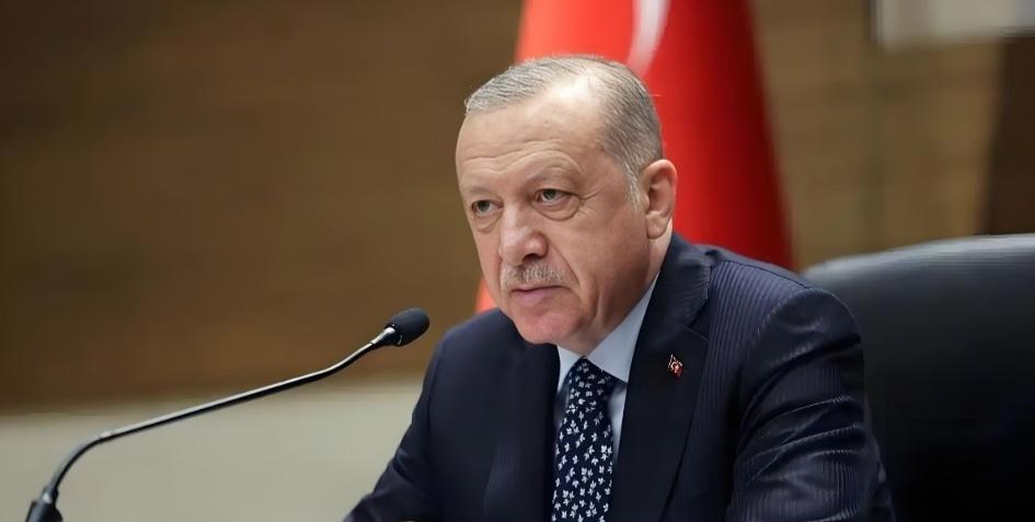 中东周围的国家终于知道唇亡齿寒的道理了。土耳其总统埃尔多安一句话，把中东火药