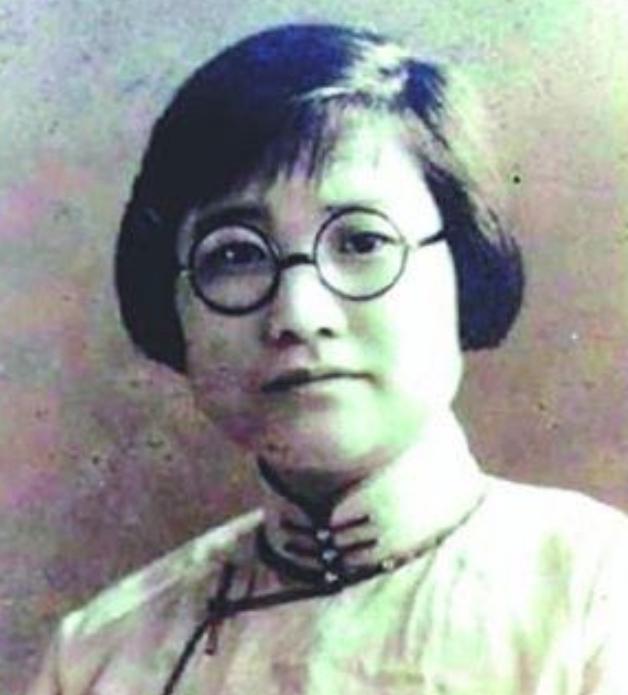 1918年，湖南新任督军张敬尧看上了曾国藩的曾孙女，还准备强娶，谁知女孩的父亲说