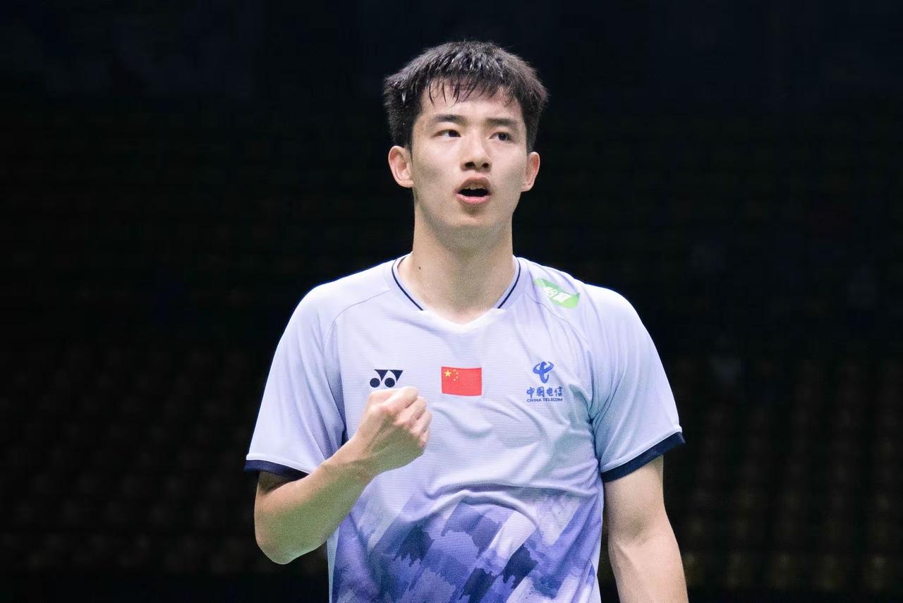 王正行是很奇怪的一名球员，在你不看好他的时候他总能赢球。2026瑞士公开赛首轮