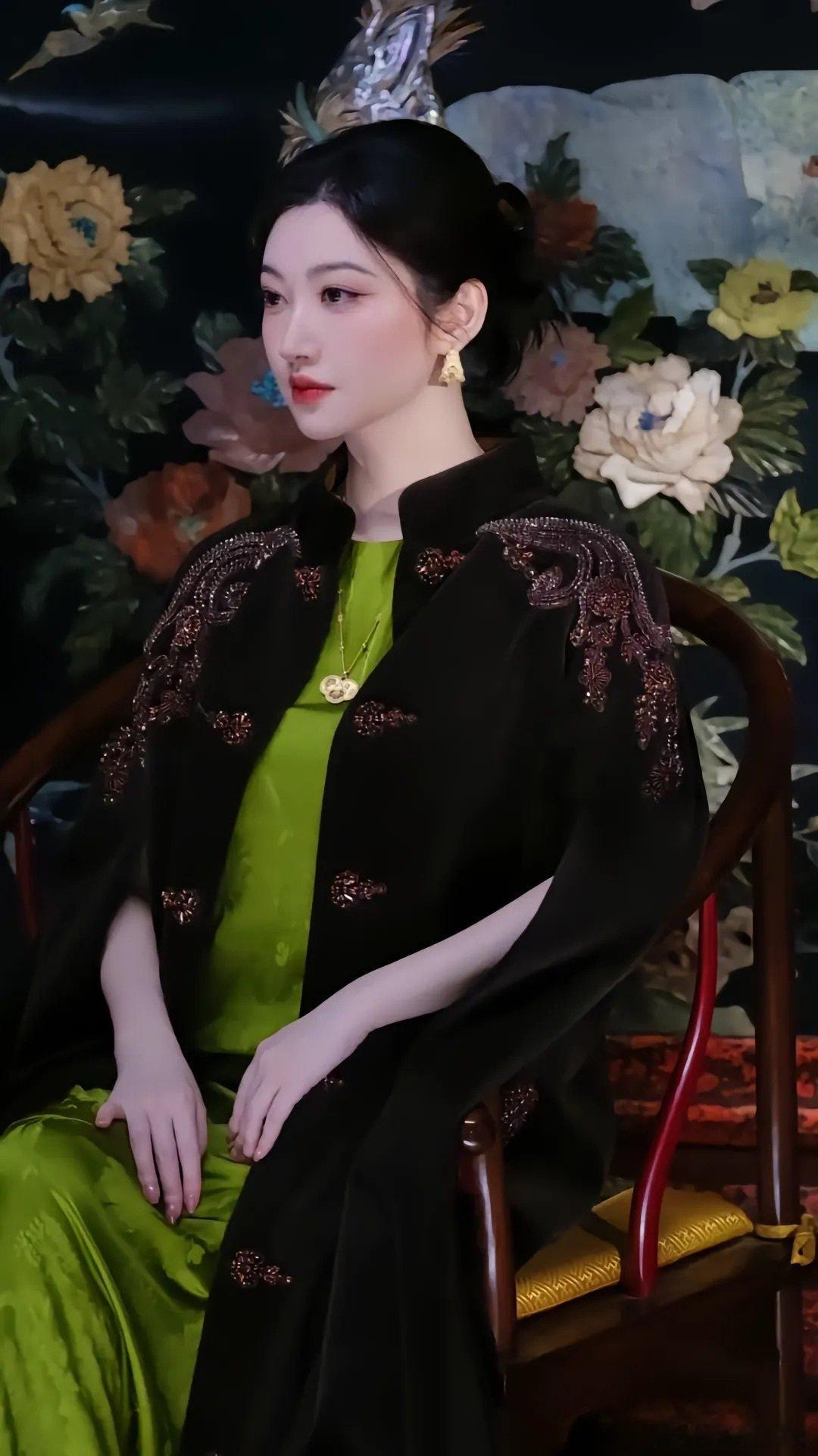 景甜～自从当了“妈妈”，感觉更美了​