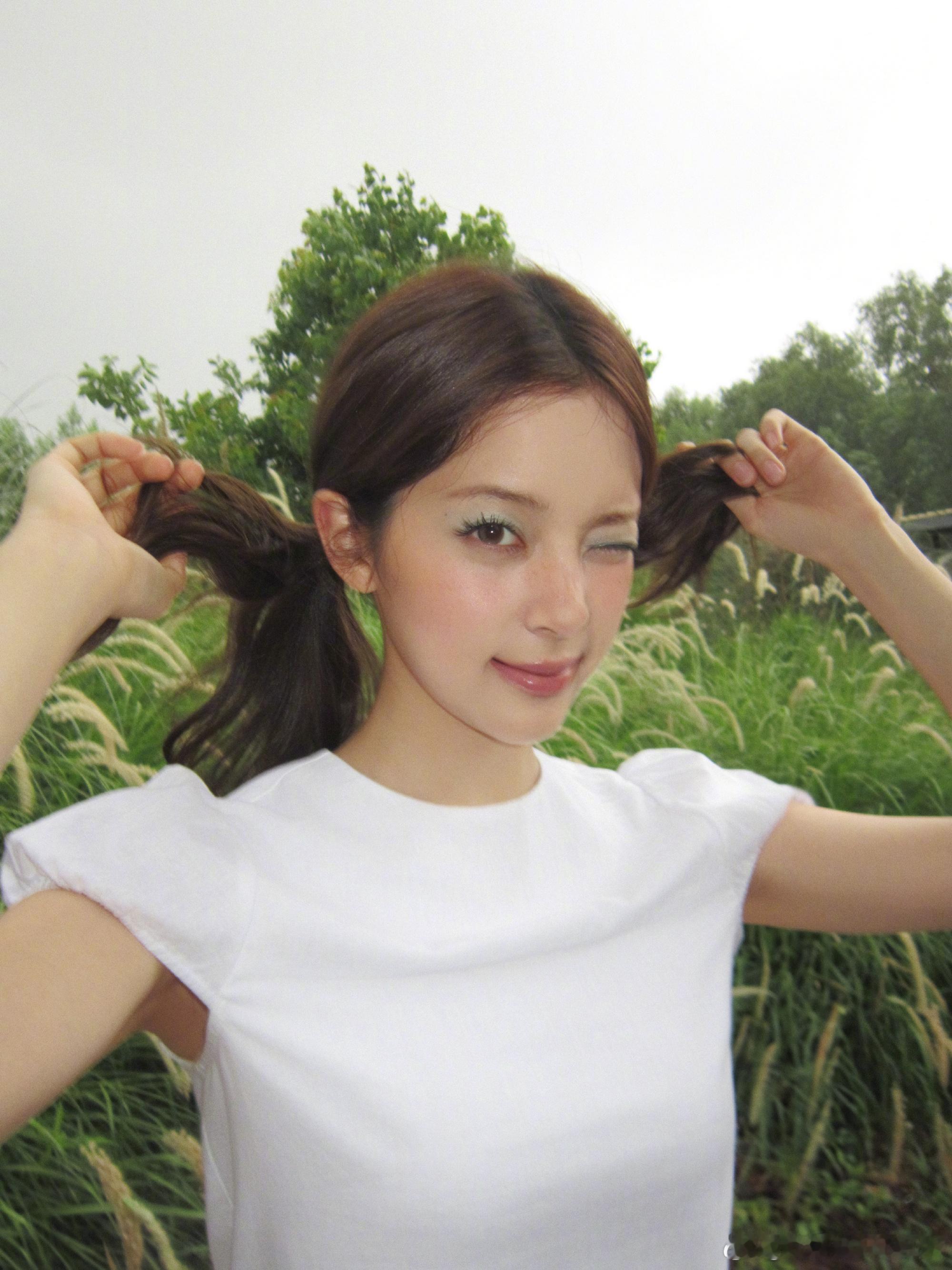 就这个欧阳娜娜好美萌期待明年生日会主题呀♡🥕🍓👩🌾