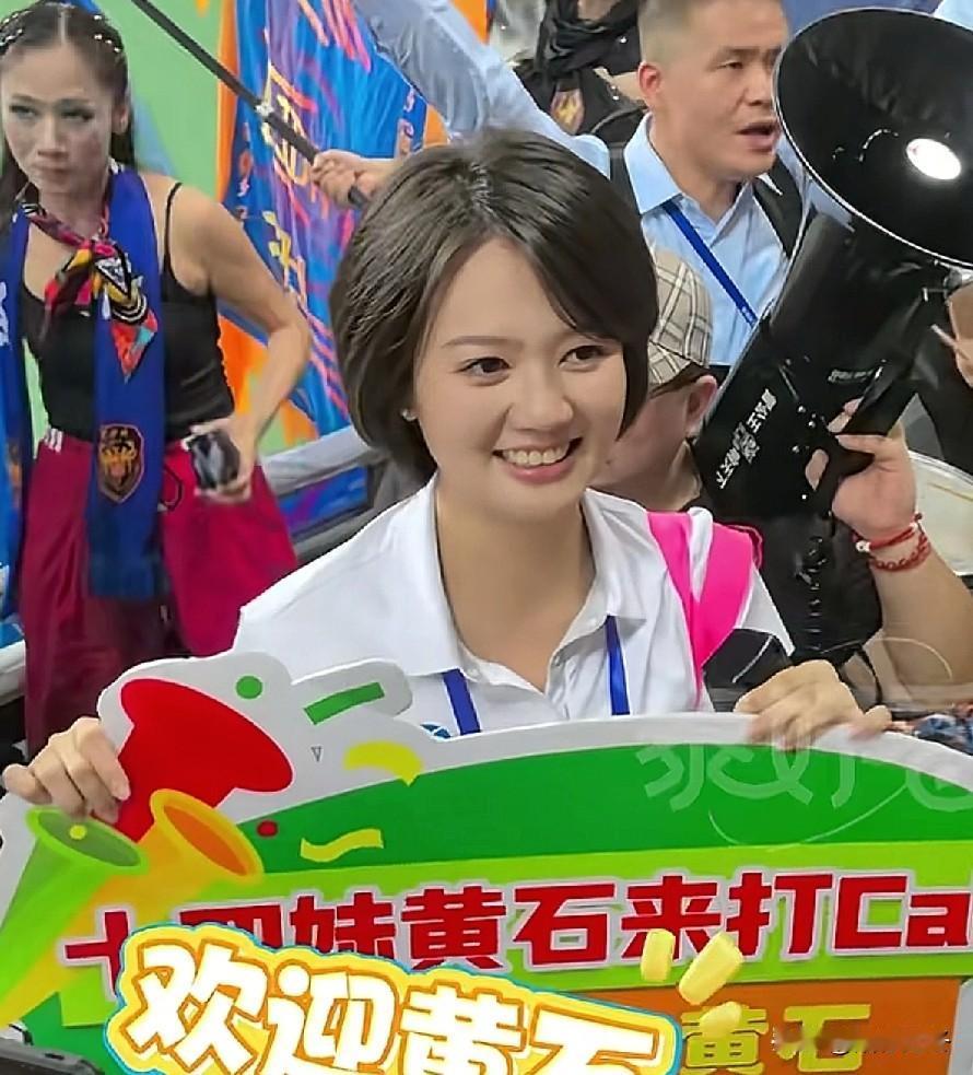 苏超将增加一支球队！[吐舌头眯眼睛笑]苏超再传好消息，下个赛季将增加一支新球队共14支，此