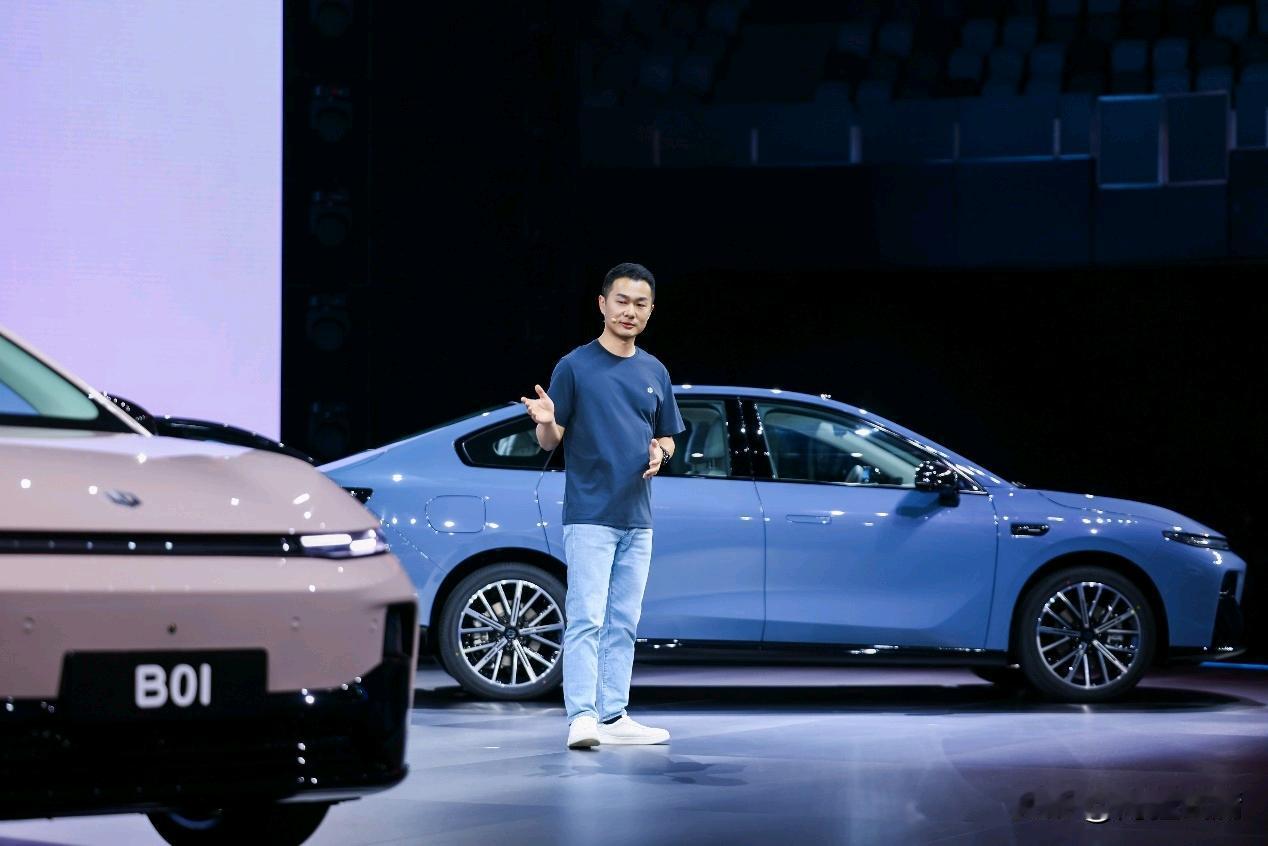 2025款零跑B01产品客观分析：他究竟值不值得？在国内主流家用纯电轿车市