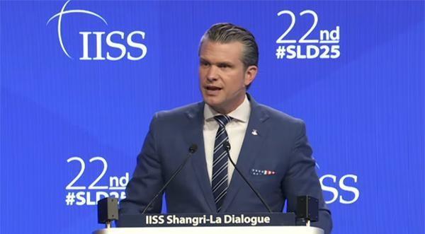 这边中国正紧锣密鼓筹备9.3阅兵，那边美国国防部长赫格赛斯突然在社交媒体上甩
