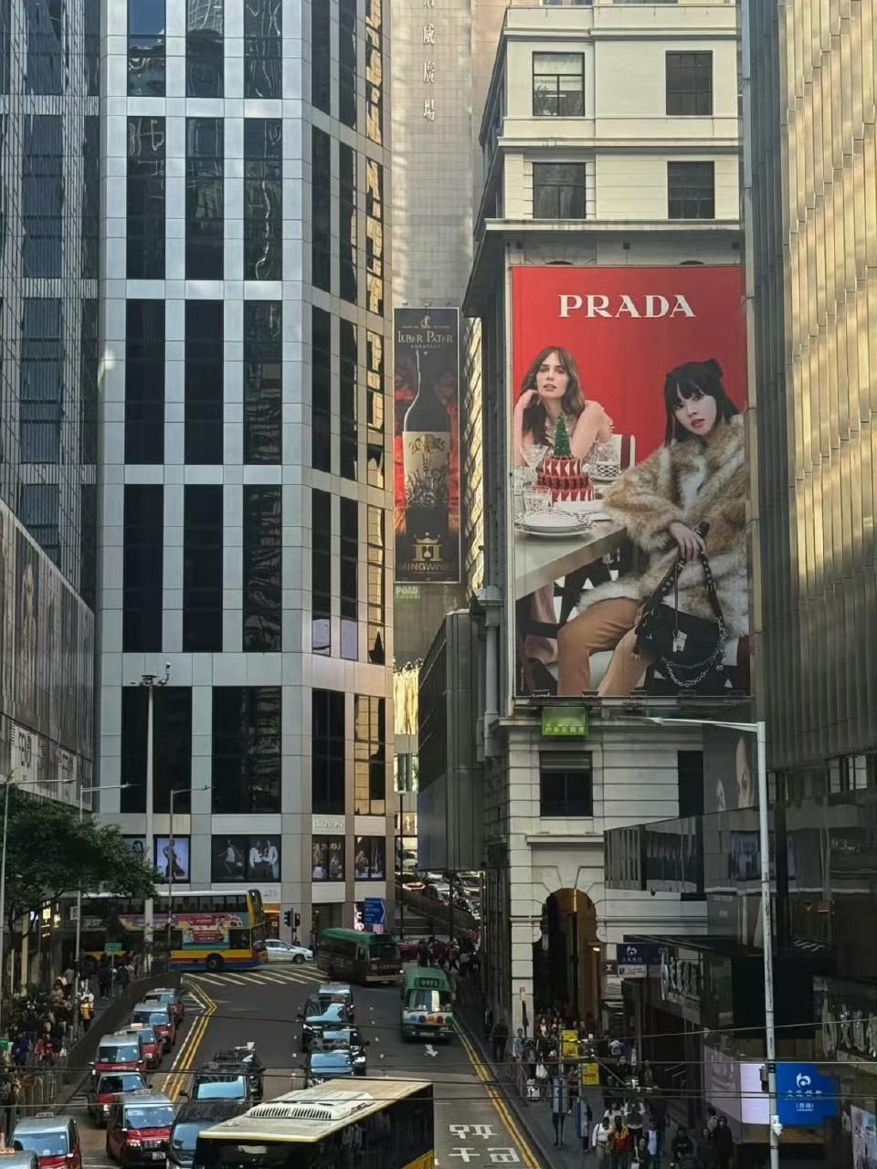 柳智敏的Prada多人地广vs宁艺卓Gucci单人全球地广队内奢永一很明显了吧