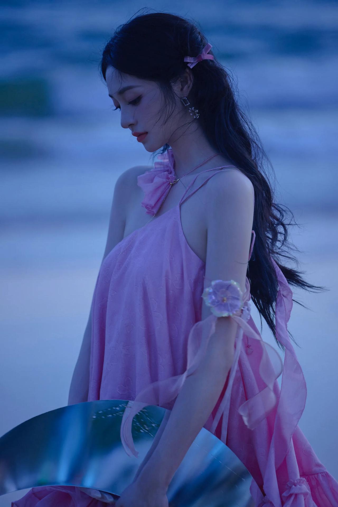 这是月光女神啊[红脸笑]周洁琼娱乐