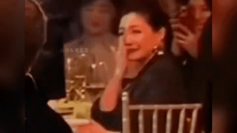 再婚三年里，大S内心到底发生了怎样的变化？感觉她的每一次笑好像都很牵强，不知是