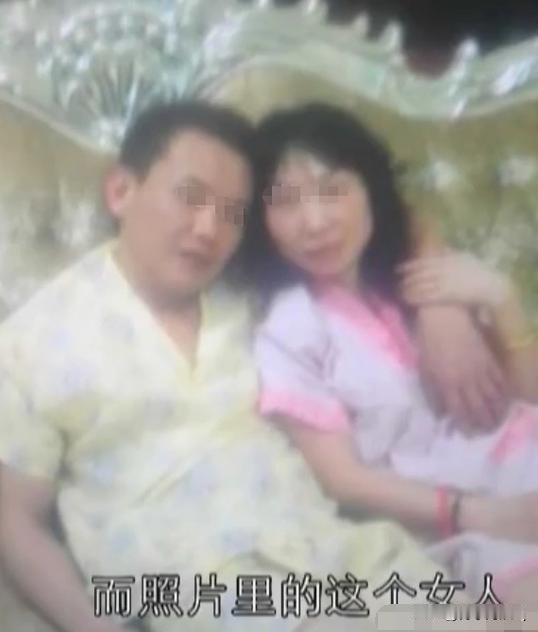 防火防盗防闺蜜，并不是空穴来风的最近看到一个新闻，长沙某小区有人挂横幅、送锦旗
