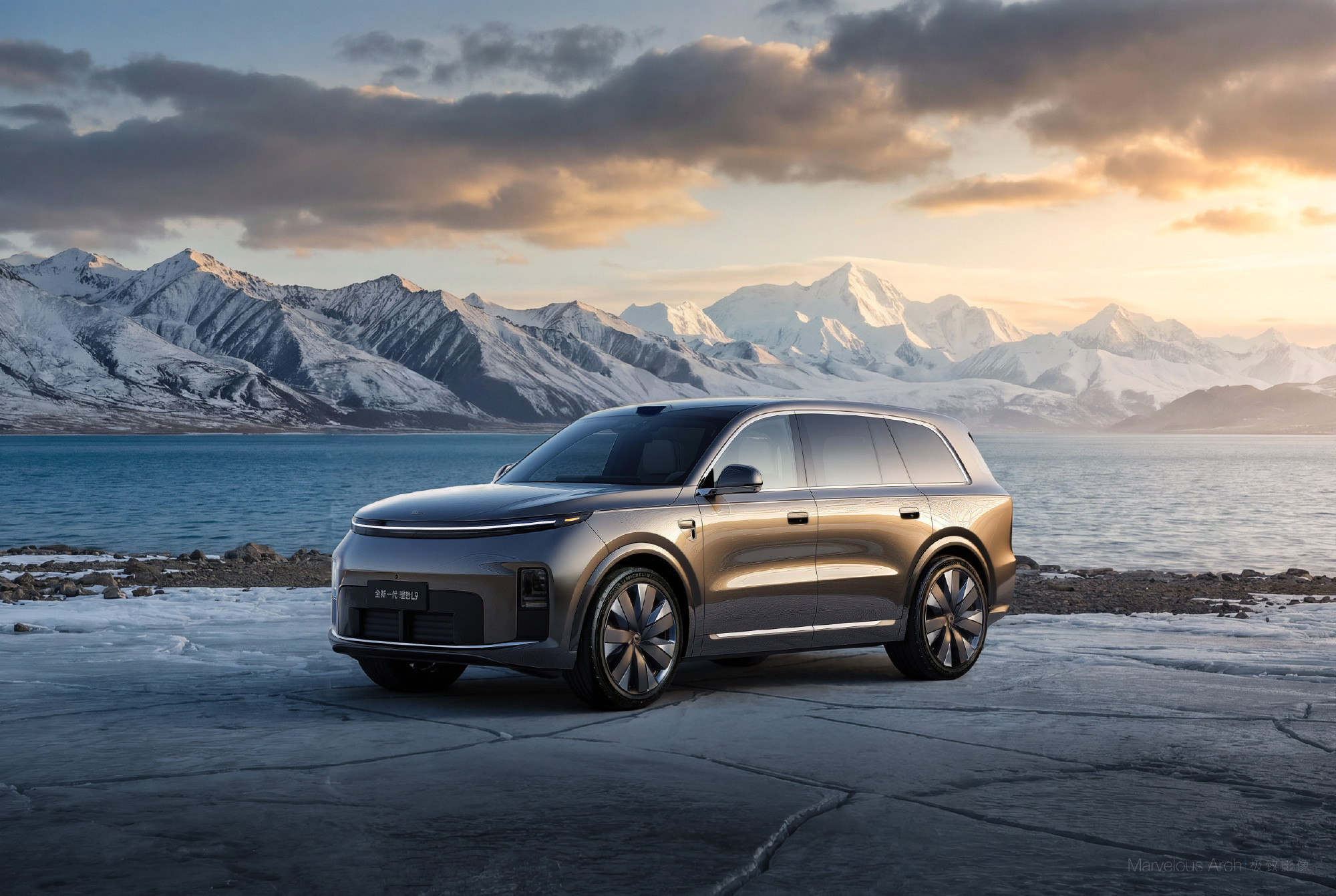 未来智能座舱：从“我说你动”到“不言自明”的交互革命