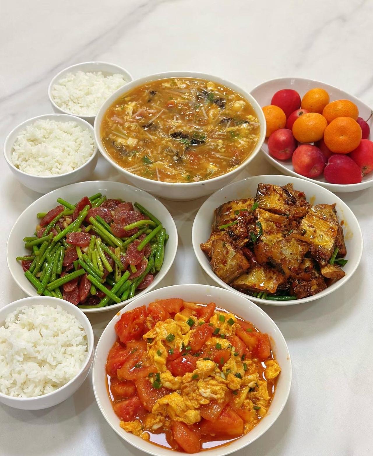 一家三口的晚餐