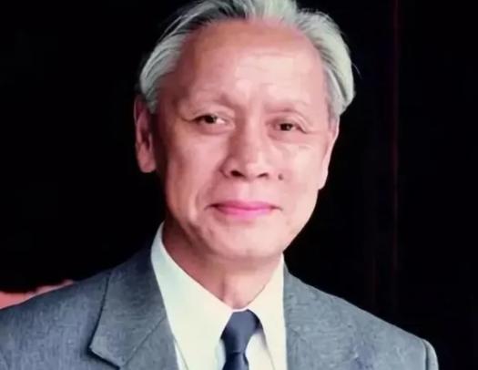 1959年，顾方舟瞒着妻子，偷偷把一管不明液体灌进不满一岁儿子的嘴里。这个举