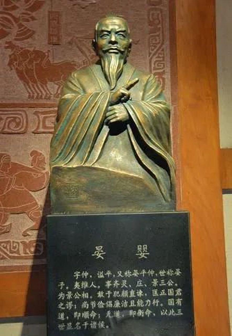 山东人为什么长得高？——网上视频：一男子坐飞机，感慨：“山东乘务人员身材好、高