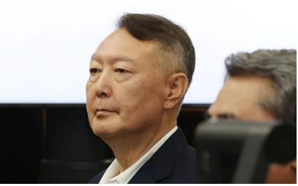 尹锡悦被判了，本以为他这次不死也要去层皮，结果出来让很多人大吃一惊。 很多人