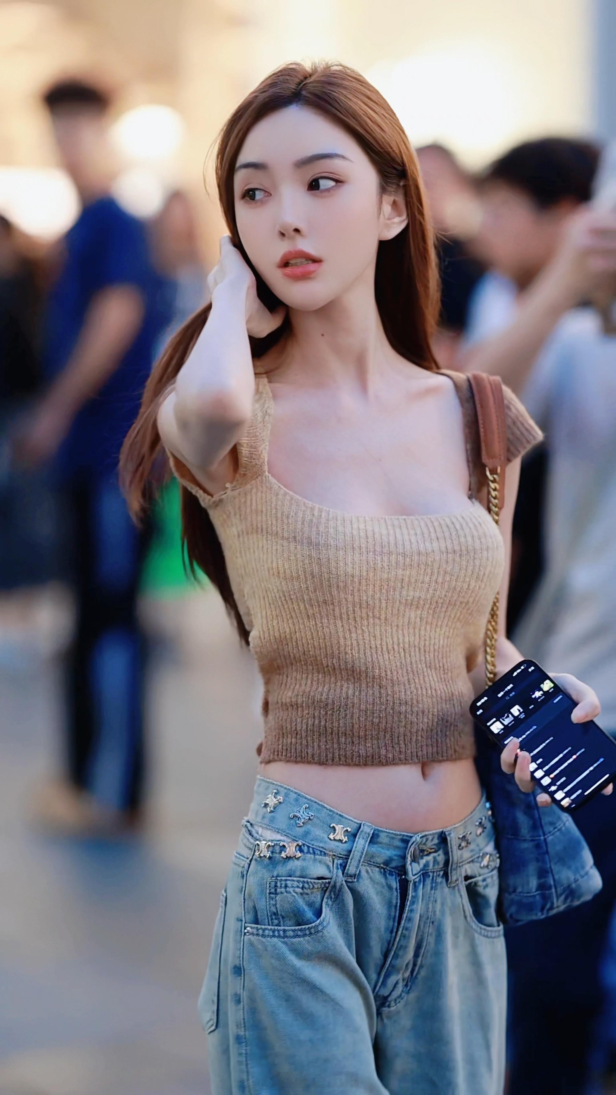 【成都街拍】你会爱上哪个小姐姐？丨摄影拍照每日穿搭