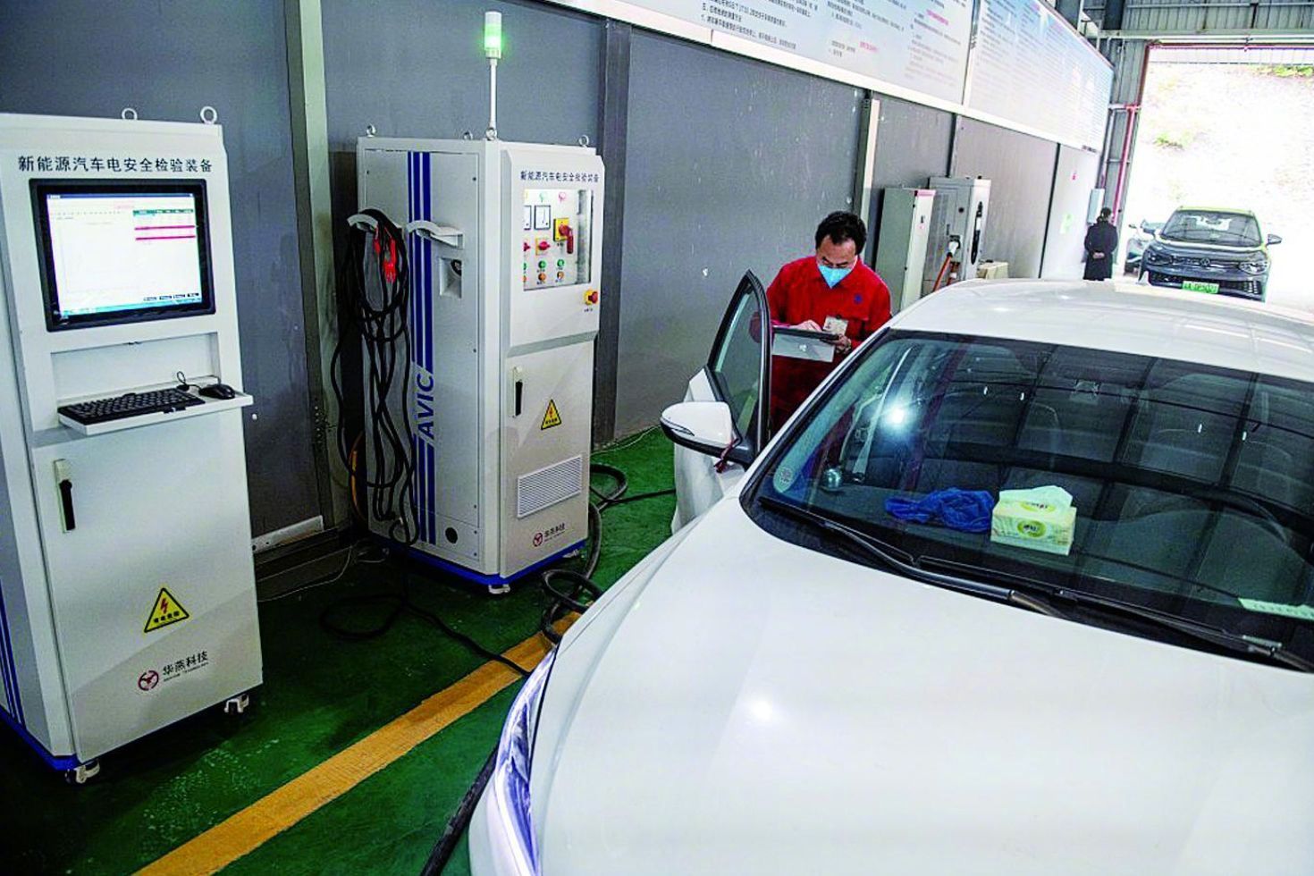 30万级豪华大六座怎么选【首部新能源汽车年检标准施行】国家标准《新能源汽车运行安