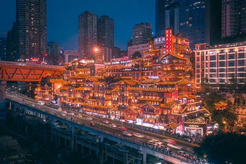 真不知该如何表达，部门提出的“市场调节价”，让一些商家有了肆意涨价的堂皇借口。