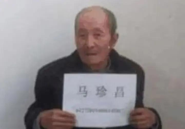 1991年，陕西延安姚家坡劳改场，一名51岁的重刑犯，找准时机后，借着系鞋带的机