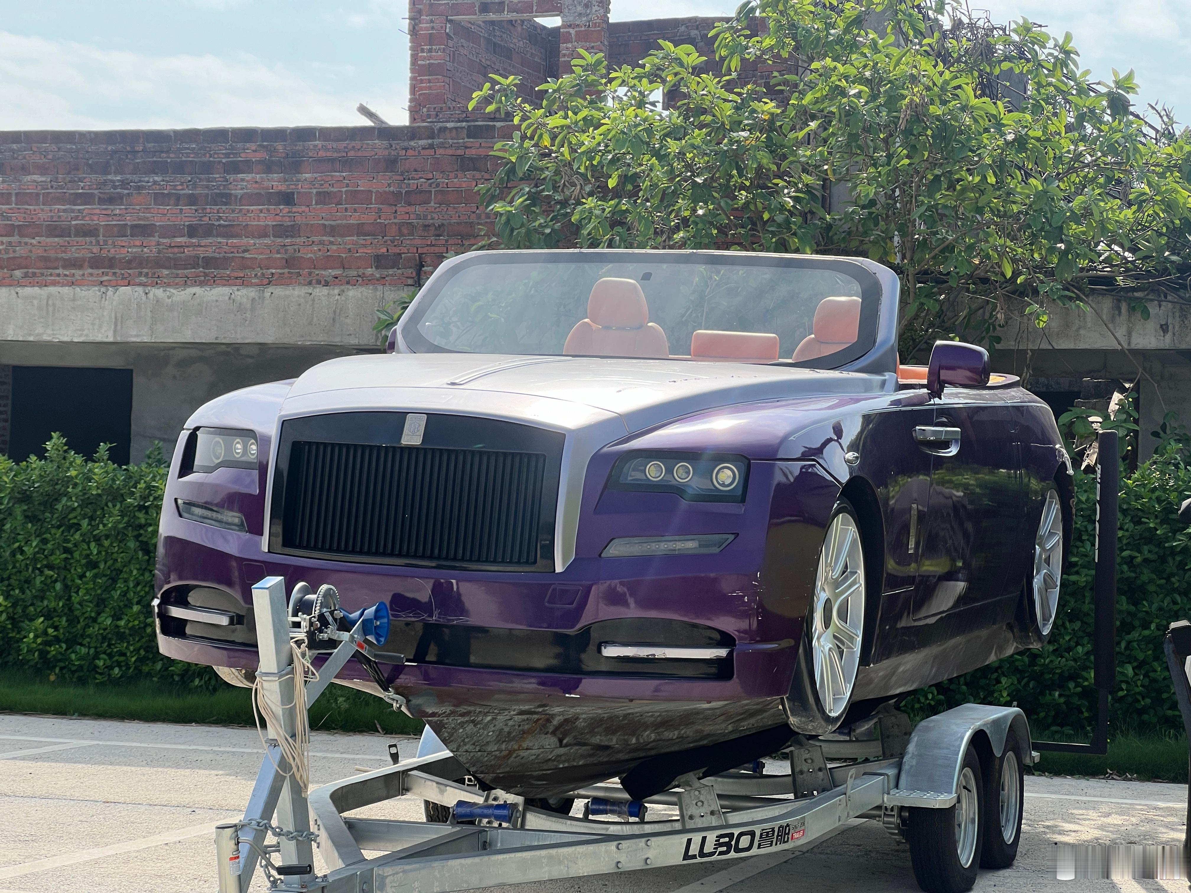 出海冲浪也能坐上劳了~还是敞篷的魅影[doge]​​​