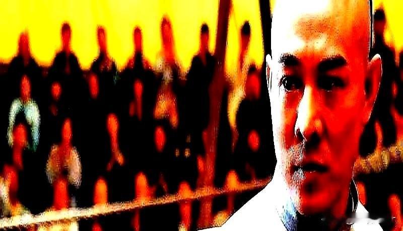谢苗当年聊李连杰那番话可太有意思了，他说俩人拳脚功夫不相上下，但李连杰那双眼睛跟