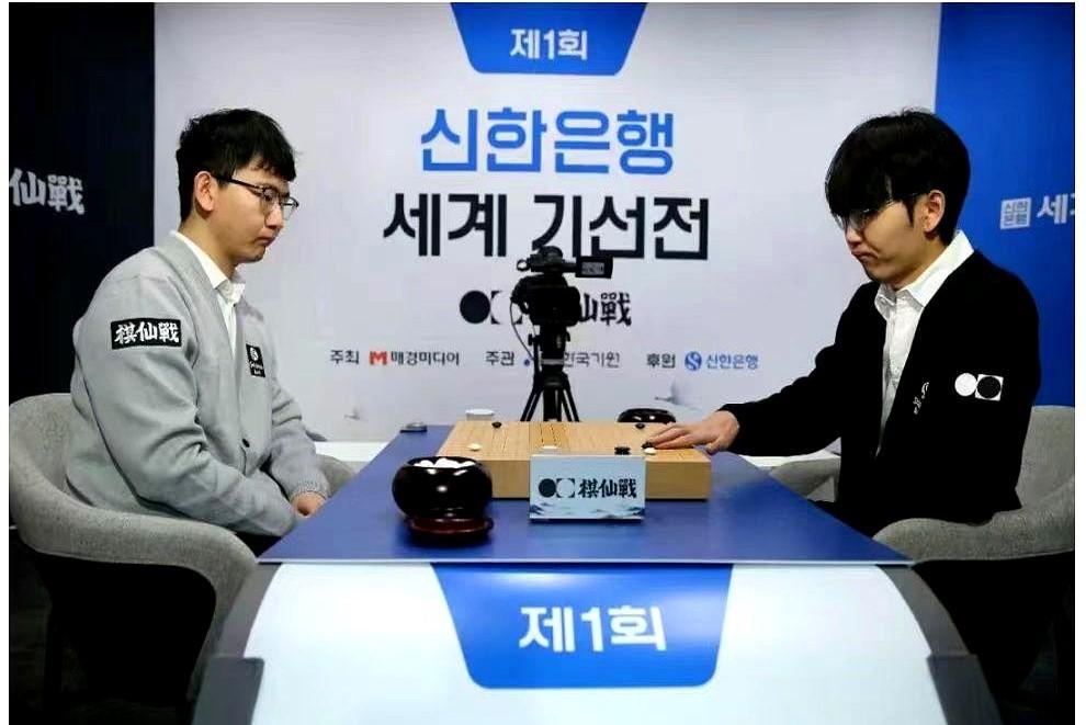 快棋极限下，谁能笑到最后成了最大的谜。申真谞在比赛中表现出色，但也暴露出快棋运用