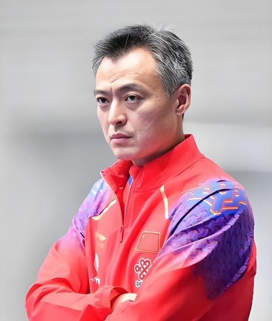 终于搞明白了，为什么秦志戬能当上国乒总教练。不是因为他资历老，也不是因为他会来事