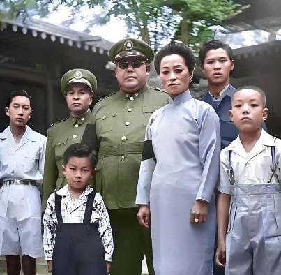 1949年9月，银川解放，解放军接管了市政府，军管会开始清查马鸿逵的财产，第一站