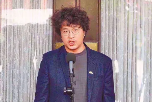 沈伯洋说，大陆对他本人及父亲公司实施制裁，表示大陆“连呼吸都当成台独”。但是