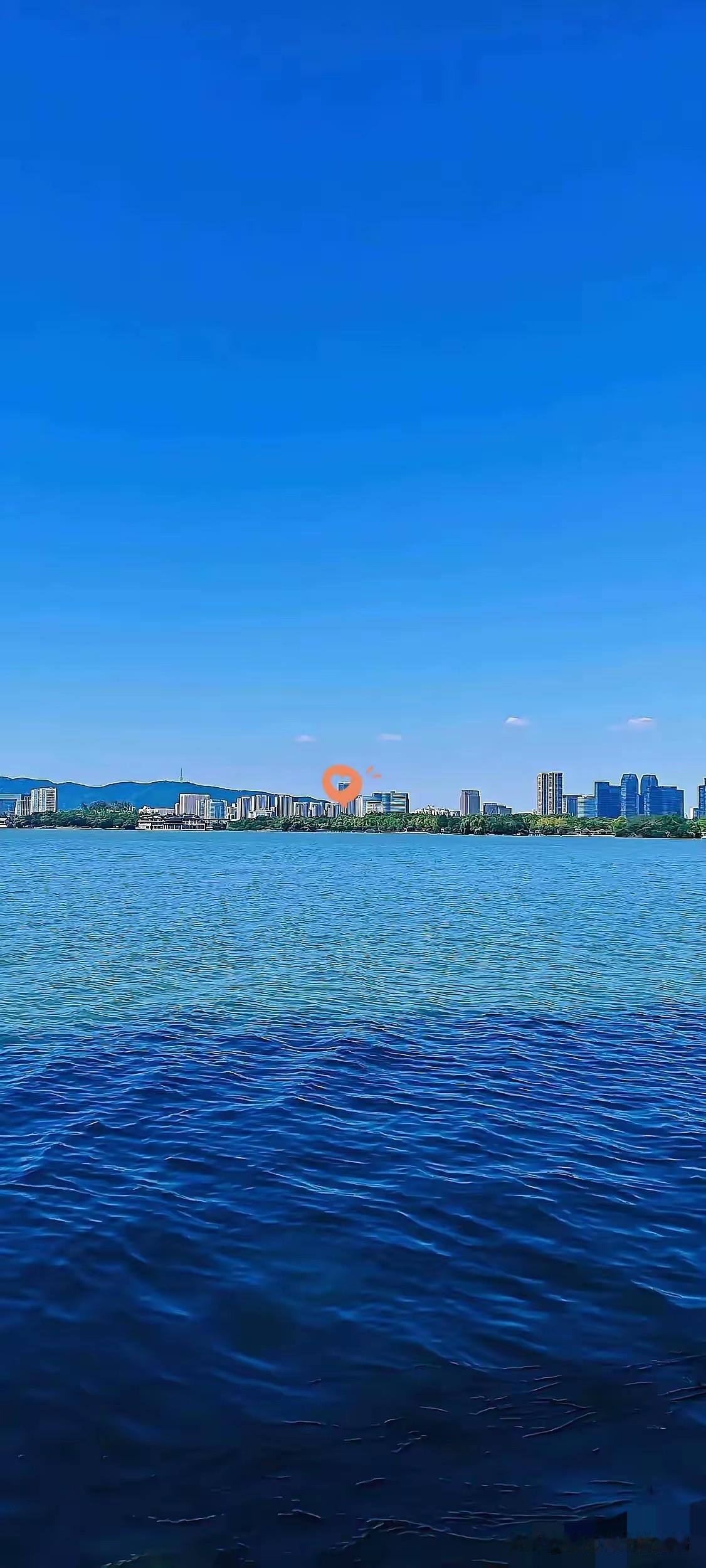 非常现实的一段话:“不结婚一般没有后代了，你挣的房子，车子，钱，都没有人继承，