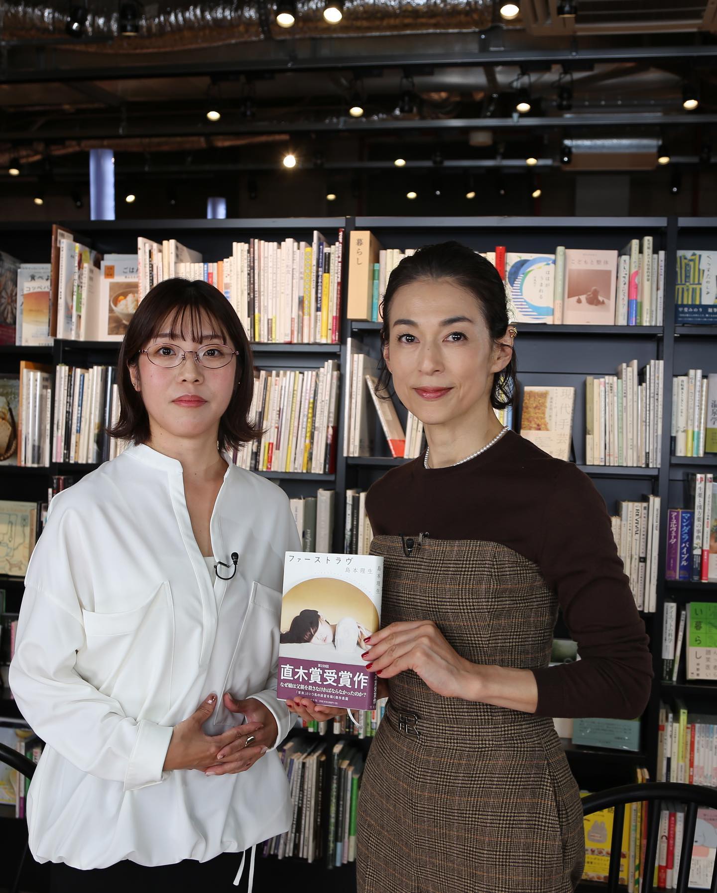 她当年可是日本顶级美女，曾经拍过一部很出名电视剧，就连在中国都非常火，年纪大一点