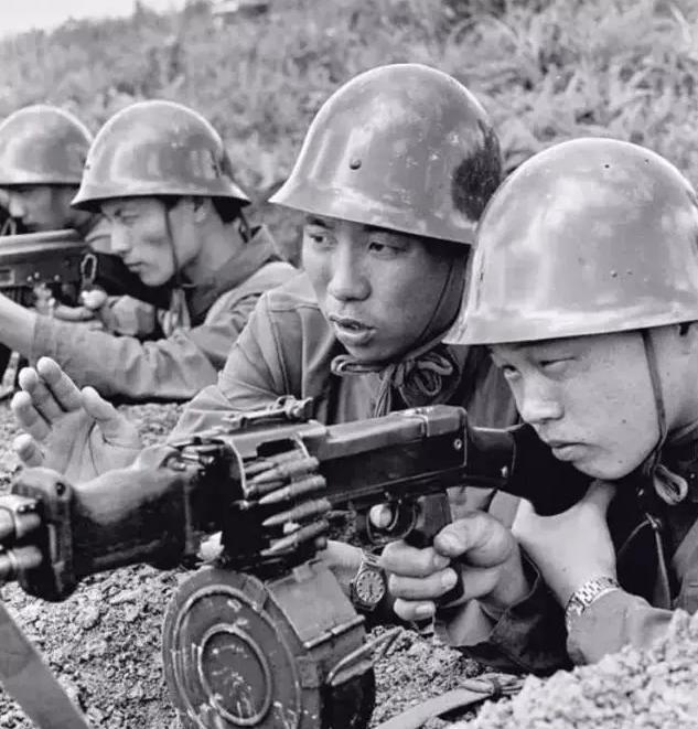 1984年，越军偷袭我军阵地，造成我军大量人员伤亡，邓小平大声质问我侦查部队：“