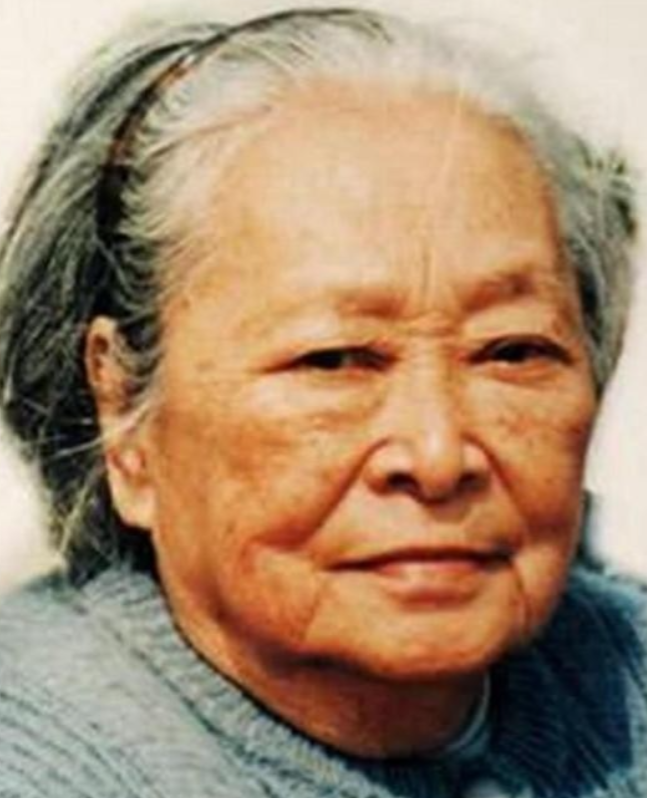 1941年，多年未见丈夫的曾宪植来到丈夫叶剑英的住处，可当她推开房门时却傻眼了，