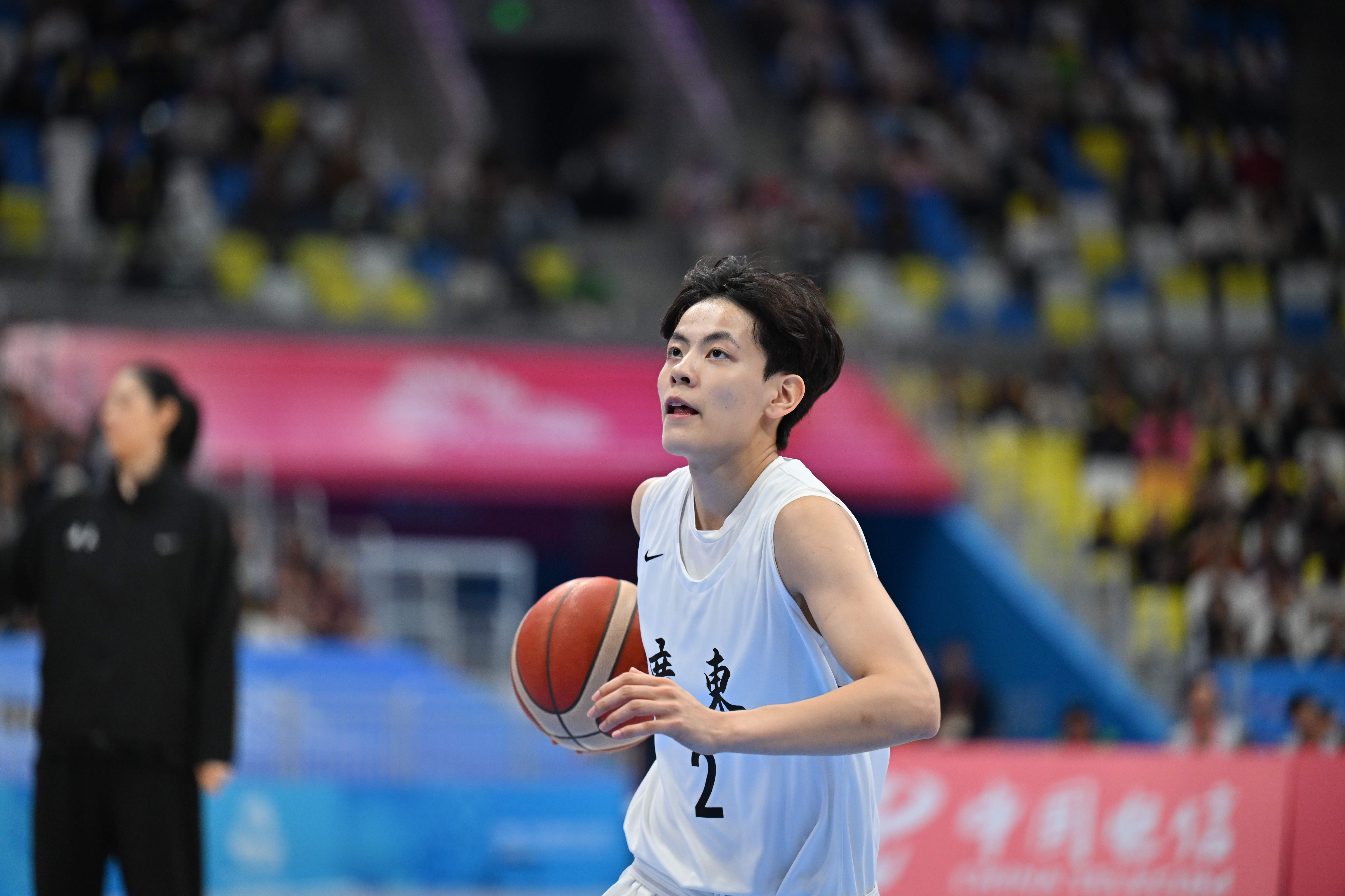 媒体人: 广东全运女篮完成了不可能的任务 这块金牌难度超过男篮