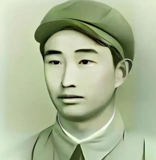 1943年，日军空袭时，18岁战士宋岭春仰面躲在草丛里，看飞行员探头出来，当敌机