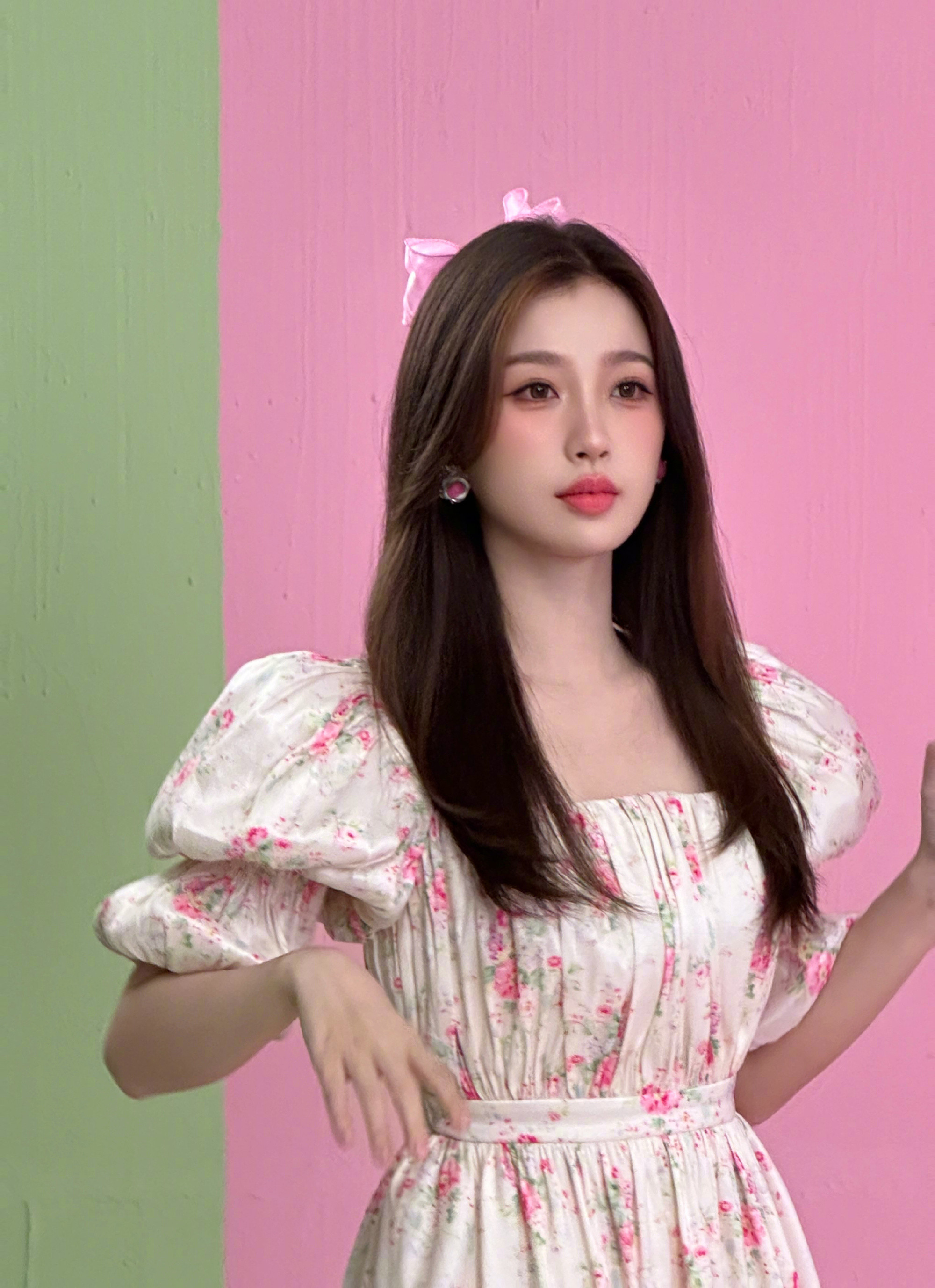 虞书欣粉色蝴蝶结欣欣跟你说早上好🎀​​​
