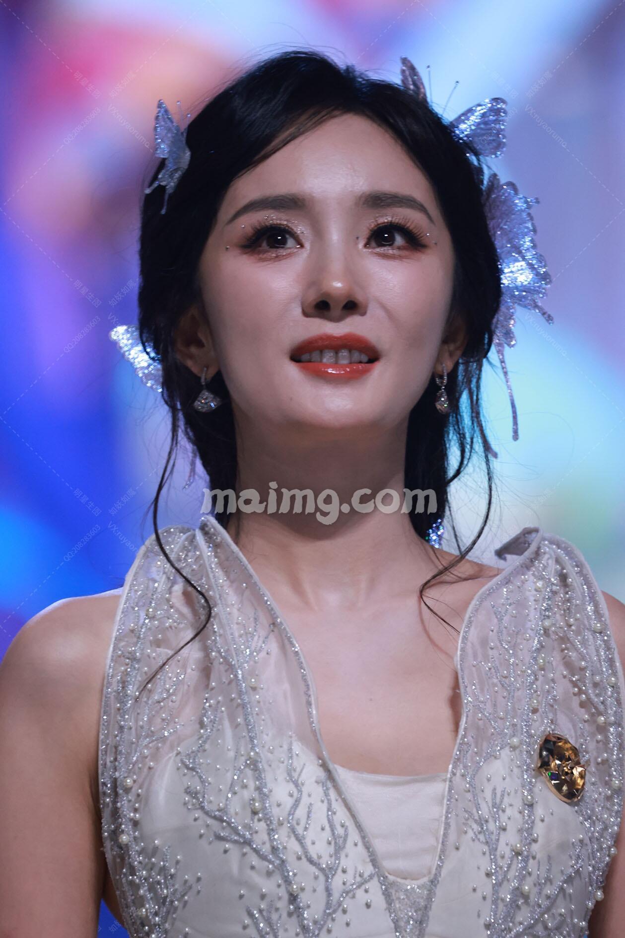 杨幂x「艾琳本休」射穿次元壁‼️杨幂王者荣耀共创之夜憋笑YM杨幂cos艾琳