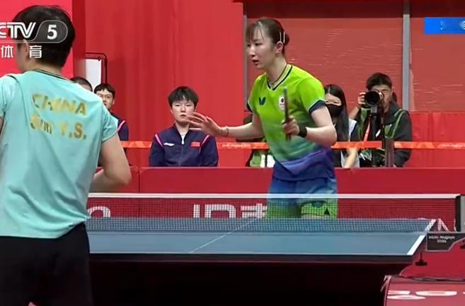 为什么孙颖莎3:1拿下早田希娜？高涵居然说了一句很有道理的话，刘国正都认可乒