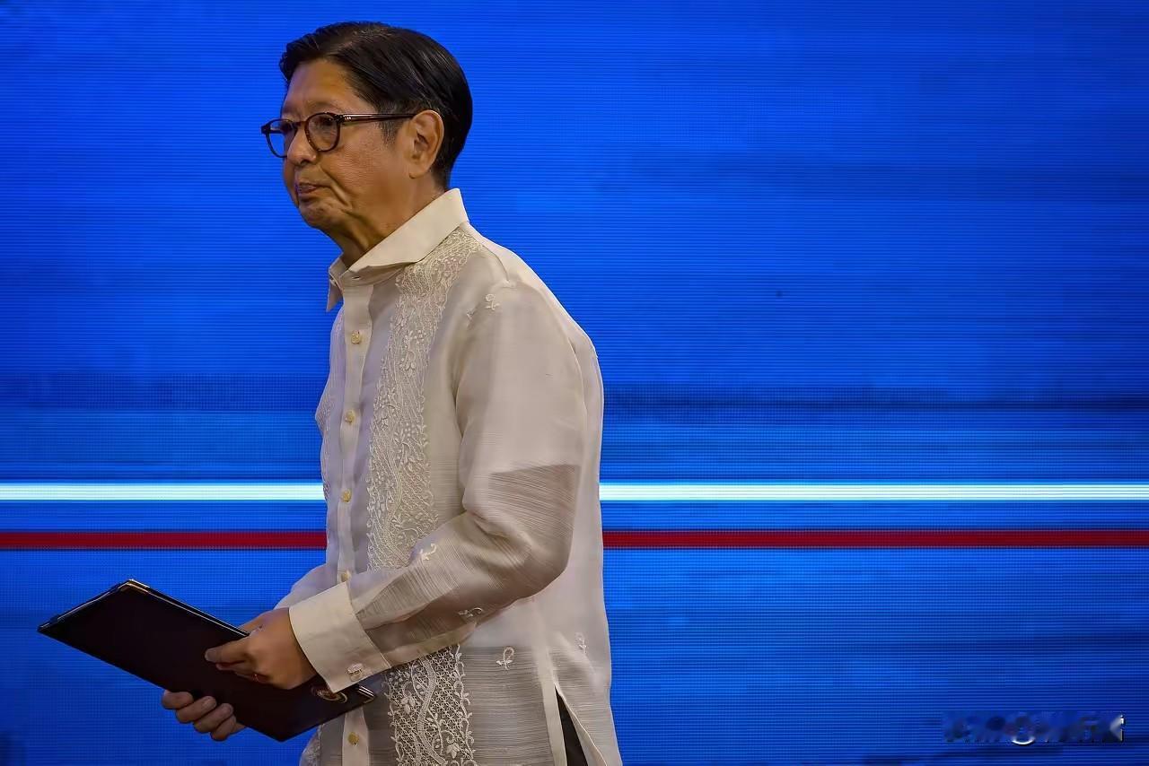 重磅！菲律宾前众议院议长阿尔瓦雷斯向最高法院请愿要求总统马科斯:全面体检+毛发毒