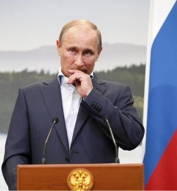 为什么说中国得防着点俄罗斯？说白了，普京今年72岁，这位掌舵俄罗斯25年的硬汉终