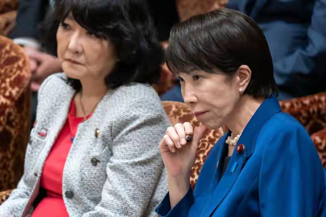 中美俄点名日本战败国，高市不敢惹怒中美，把气全撒在俄罗斯身上近期48小时内，中美俄三国罕见同频发声，