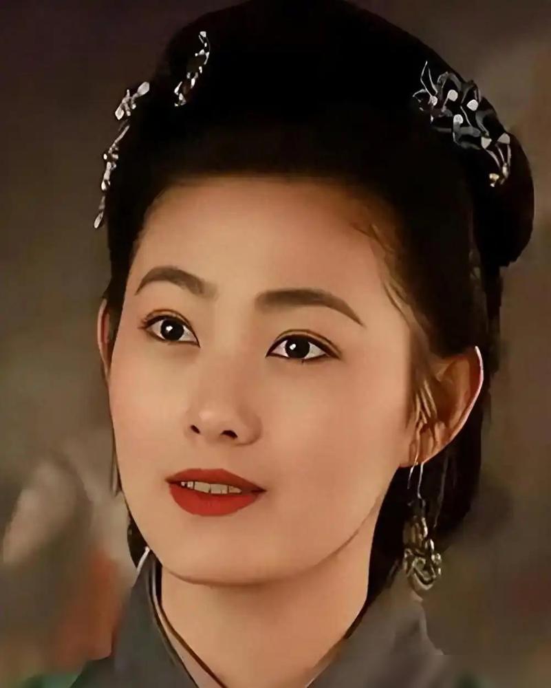 女演员王思懿说，拍摄水浒传，扮演潘金莲，最难的一场戏，就是死。搁现在的剧组，