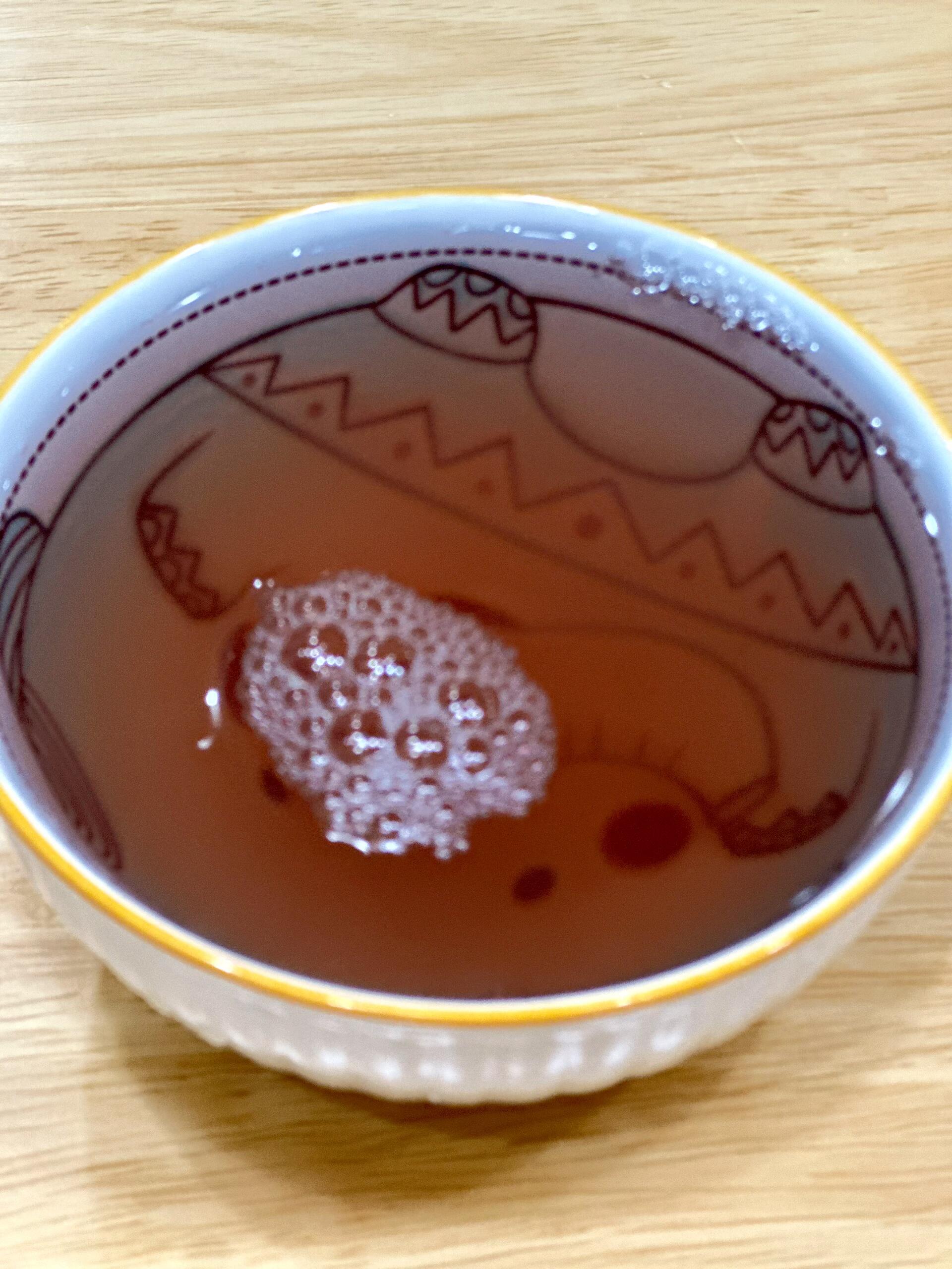 突然发现孩子最近喝的这个水好厉害！最近总觉得孩子有点内热，手脚心热乎乎的，嘴巴味
