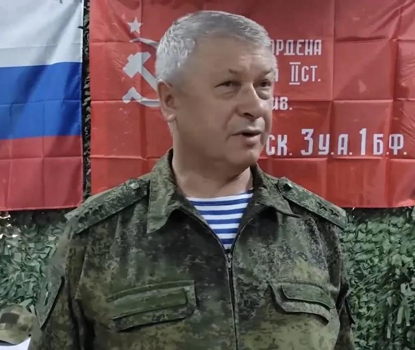 俄军中将阿列克在病床向俄罗斯武装部队志愿兵团发出贺信，鼓励他们英勇作战！这位身中