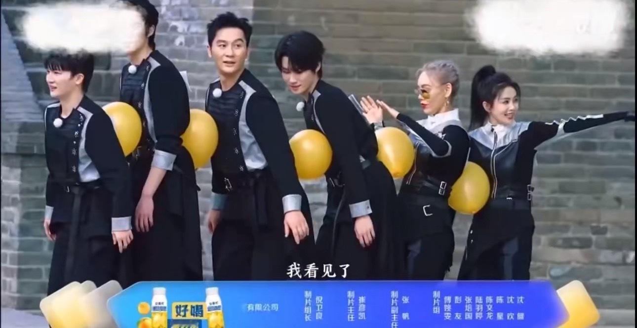奔跑吧下周白鹿回归哇哦，下一期奔跑吧白鹿回归了！看预告感觉游戏更精彩了，白鹿一