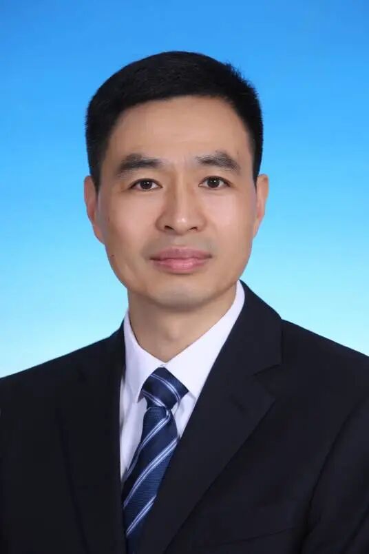 福建省体育局局长叶得盛履新