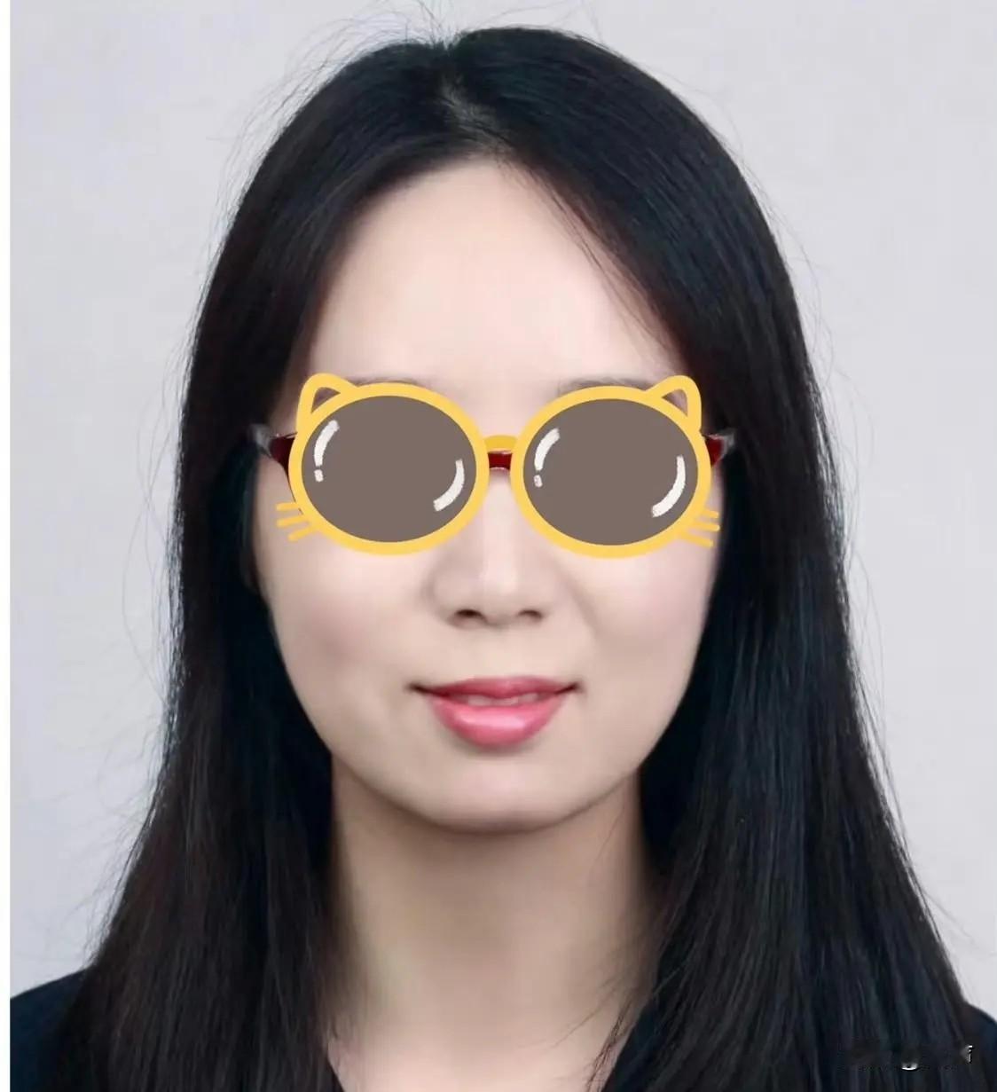曾教授确实有点东西诺贝尔奖获得者杨振宁，人家30多岁才当上教授，曾教授29岁就