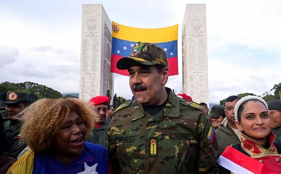 美国，会以怎么样的方式攻击委内瑞拉？目前（2025年12月1日），美国“动手