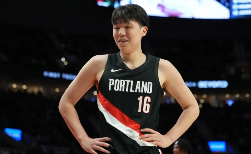 杨瀚森还不是这届最惨的16号秀杨瀚森总出场时间264分钟，场均2.2分1.6板